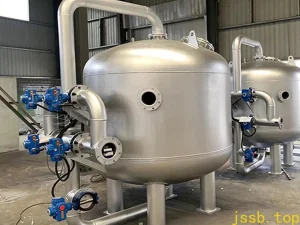 20T不锈钢石英砂过滤器净水设备储罐有限空间作业样图
